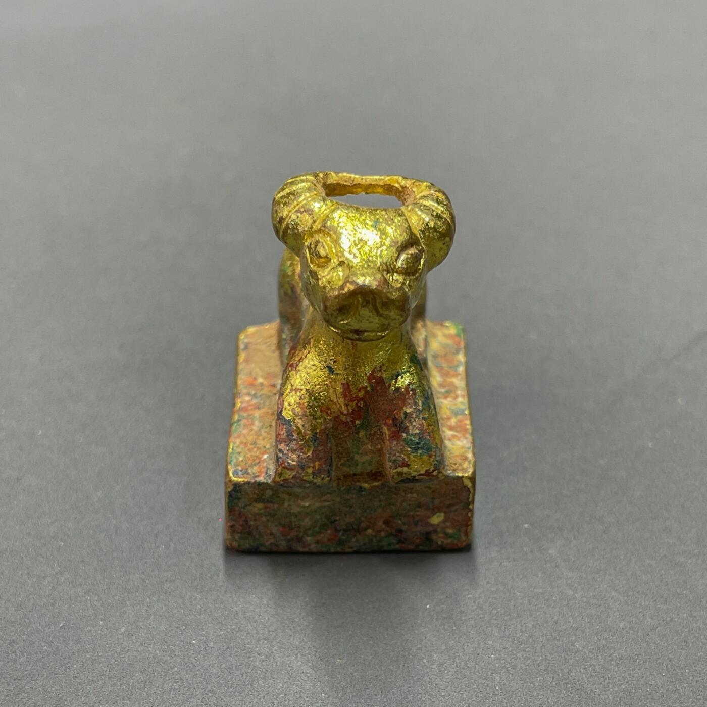 日本大阪雅和auction 2025金秋競賣會第一期 戰國 銅鎏金羊形印章 尺寸:L:2W:2 H:3cm