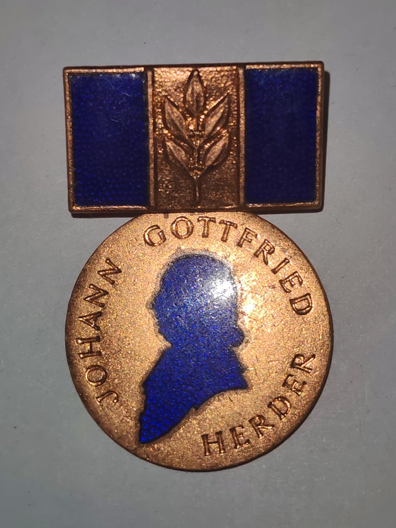 韵星假日拍卖第三十期 -- Rimey Holidays Auction 30 民主德国铜级苏德友谊协会证章