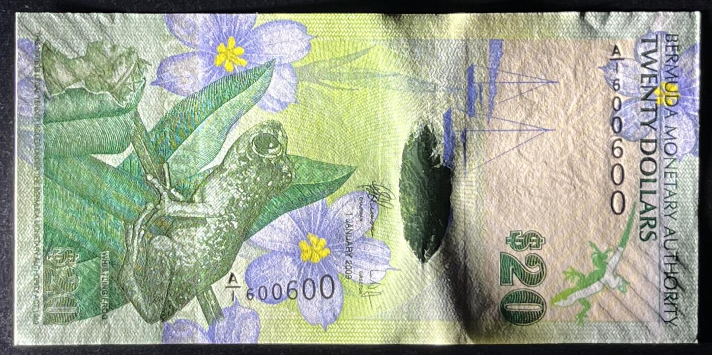 小福收藏拍卖第197期 裸钞场 本期有多张豹子号靓号 百慕大03年50元纪念钞百位号 马来亚和英属婆罗洲开国第一张纸币大冠女王 马来亚 41年1元英王乔六 法属太平洋10000法郎 捷克1000克朗纪念钞千位号  卢森堡 1000法郎  萨尔瓦多样钞 匈牙利 法罗群岛 危地马拉等多国精美纸币 百慕大 2009年 20元 A/1冠 重叠号600600 unc