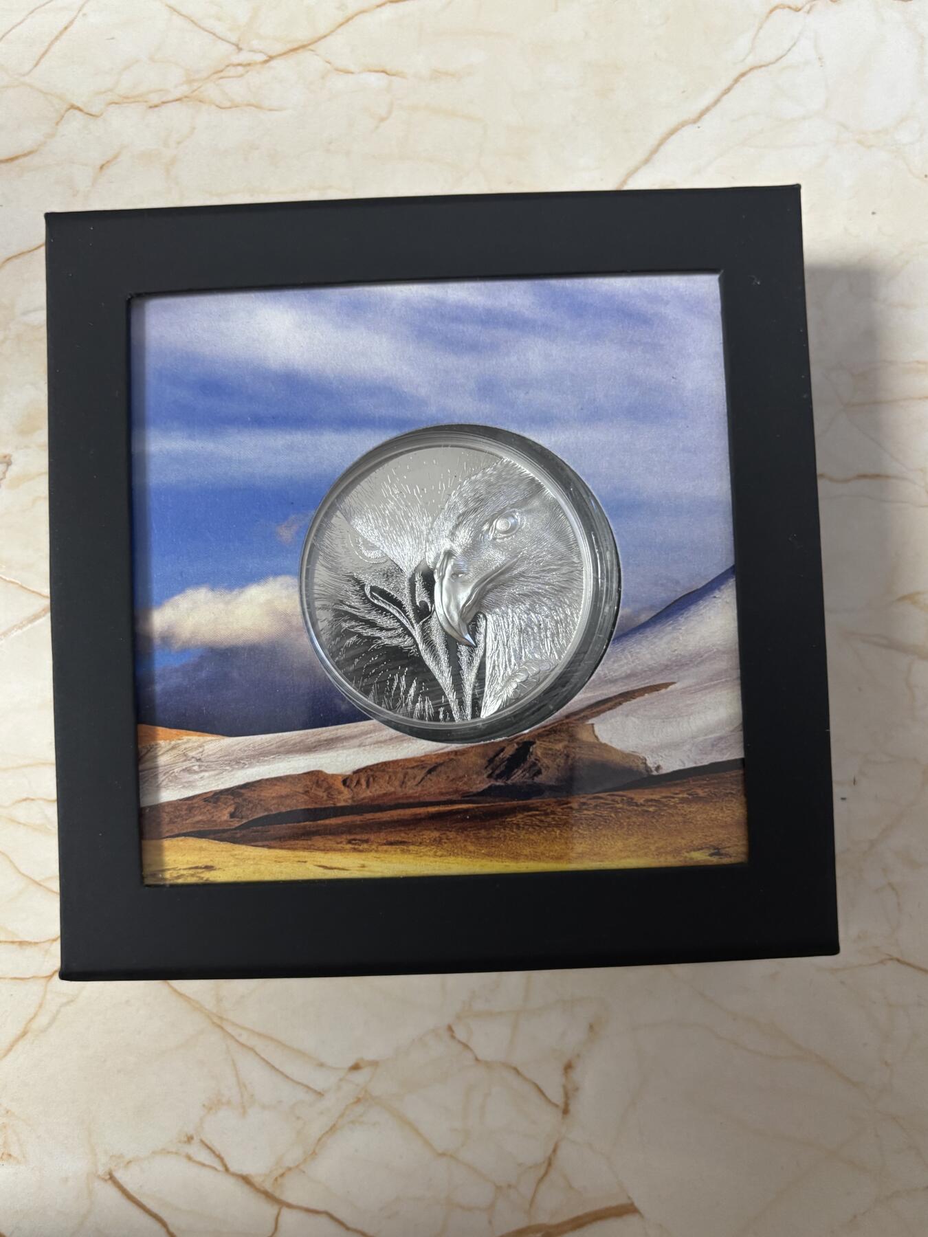 第181期拍卖 蒙古2020年雄鹰3盎司双面高浮雕精制纪念银币，999银，发行500枚