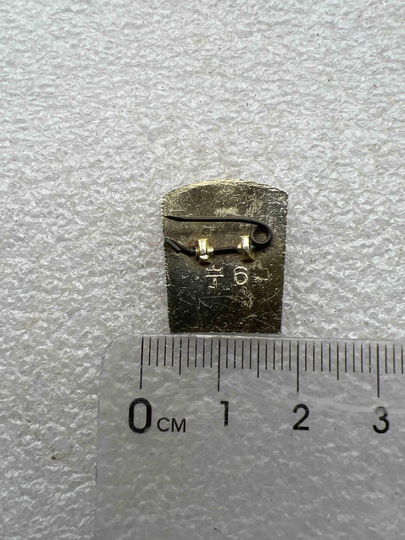 真品毛主席像章纪念章