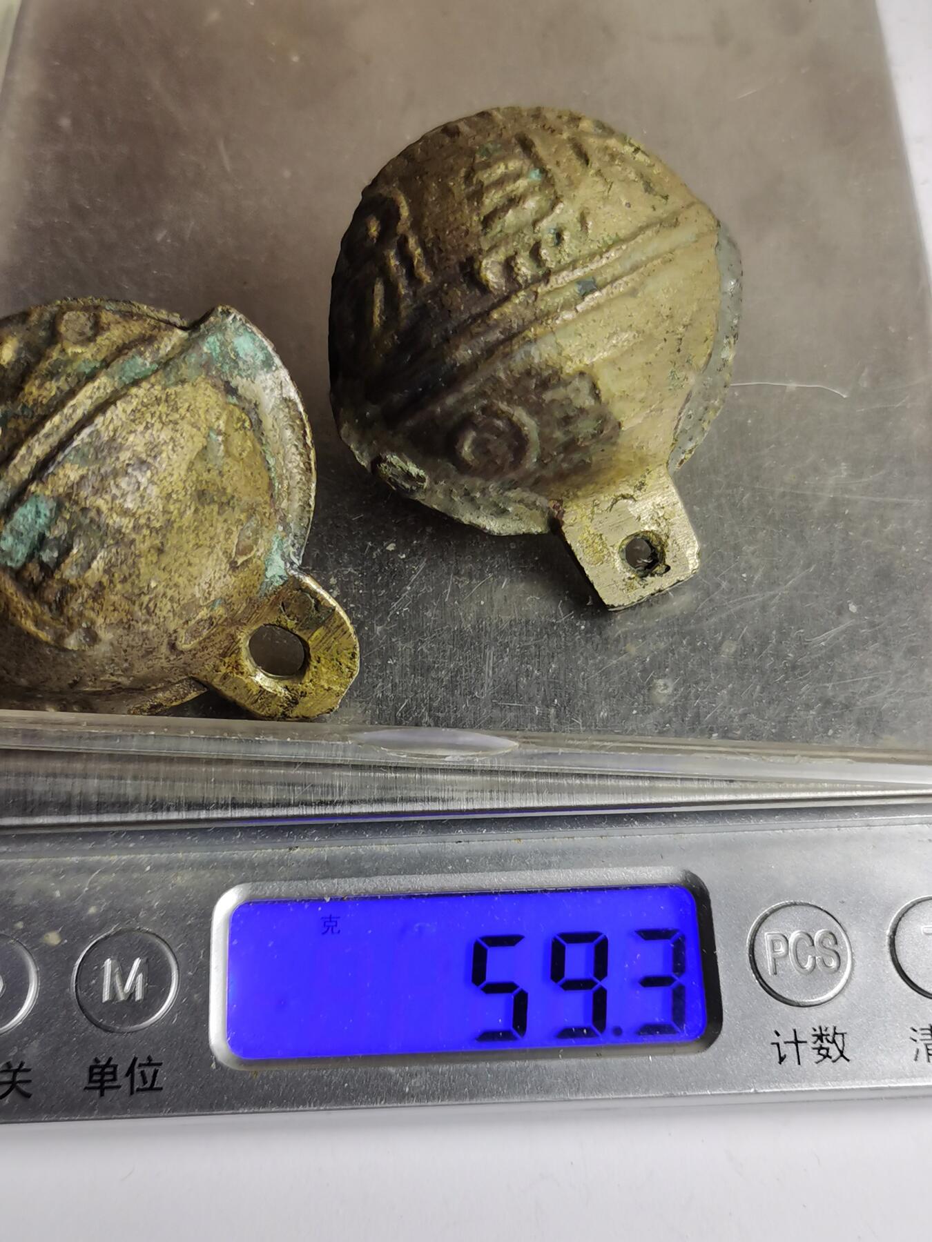 藏珍品阁专场78期 大铃铛一对，声音清脆