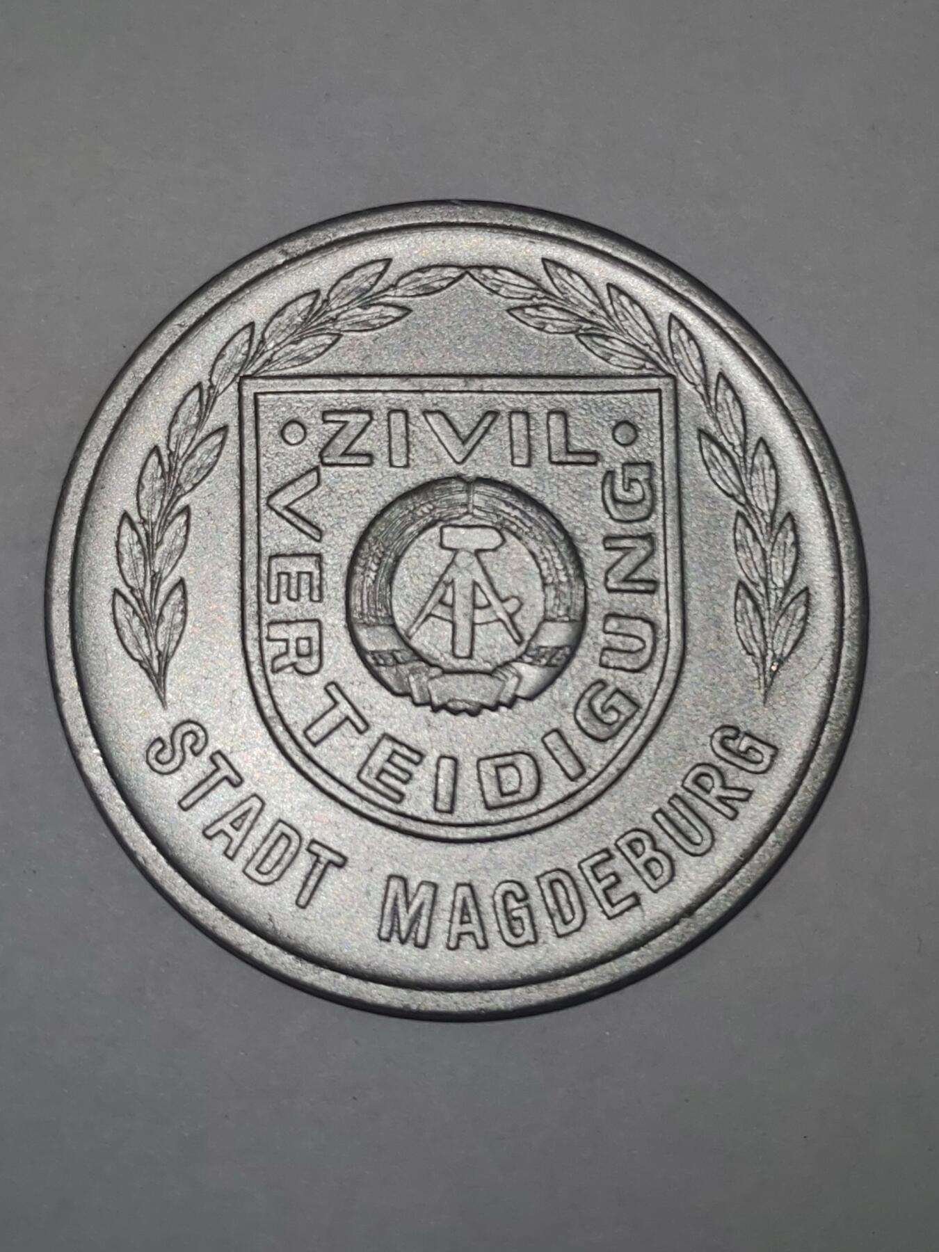 韵星假日拍卖第三十期 -- Rimey Holidays Auction 30 民主德国银级马格德堡市内务部建立纪念币