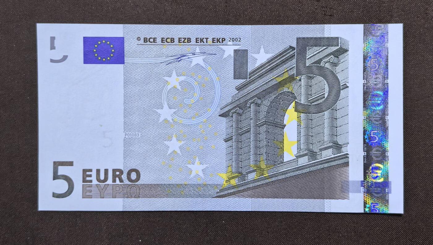 北京马甸外国币专卖第146期，外国纸币币专场，陆续上拍，欢迎关注 2002年德国首版一签5欧元纸币全新