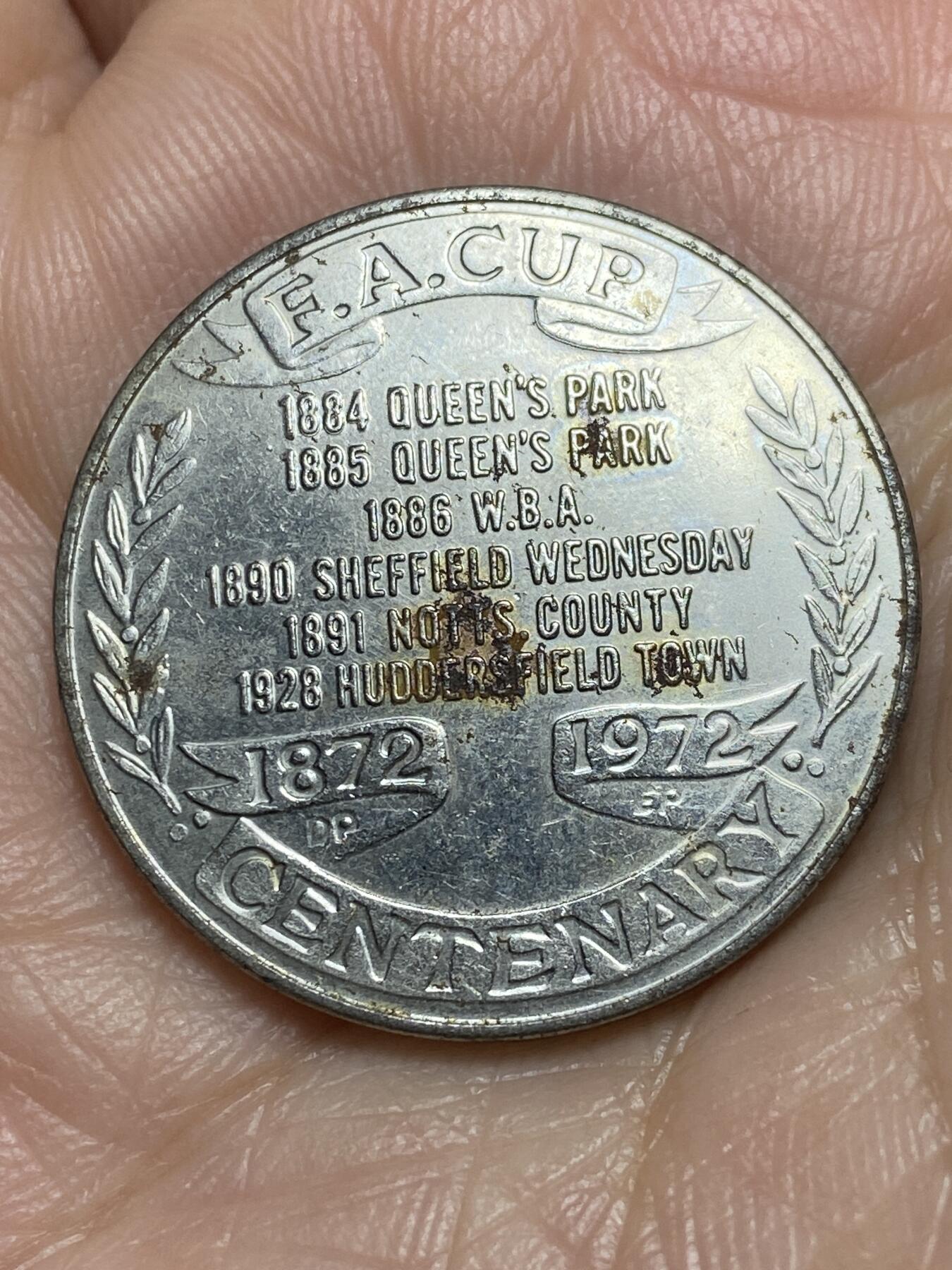 2025年第一百二十二场(总第一百四十八场）外国好品散币(免佣金) 英国🇬🇧足总杯纪念章