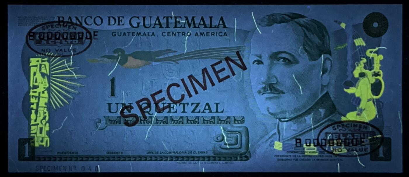 小福收藏拍卖第197期 裸钞场 本期有多张豹子号靓号 百慕大03年50元纪念钞百位号 马来亚和英属婆罗洲开国第一张纸币大冠女王 马来亚 41年1元英王乔六 法属太平洋10000法郎 捷克1000克朗纪念钞千位号  卢森堡 1000法郎  萨尔瓦多样钞 匈牙利 法罗群岛 危地马拉等多国精美纸币 危地马拉 1972-83年 1格查尔 样钞 unc