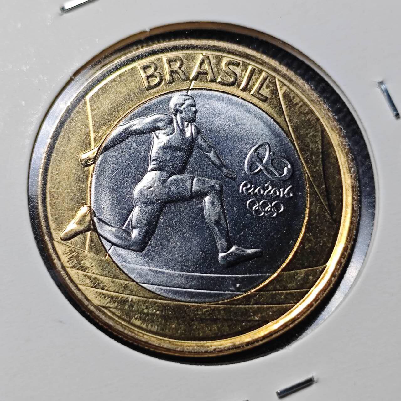 KK钱币收藏小铺  第364场  2月预留时间 周末发货  巴西1瑞尔纪念币 双色币