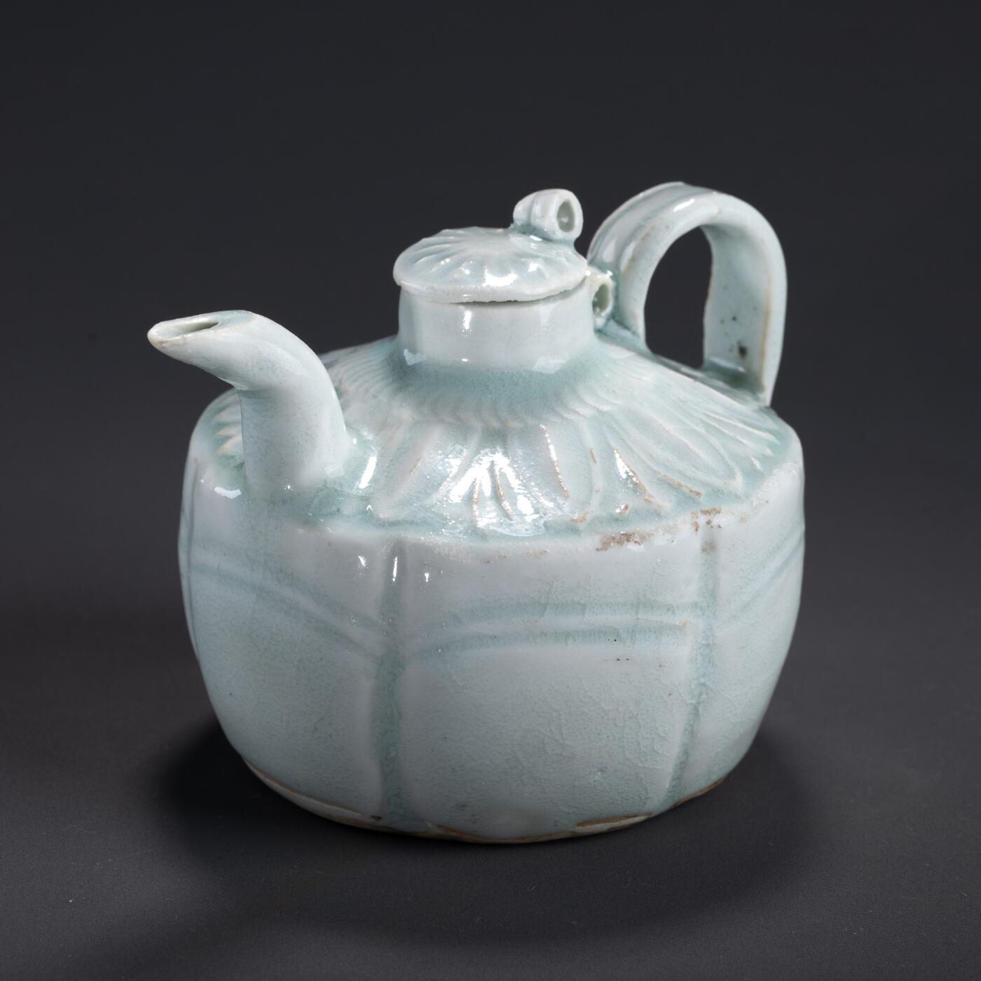 日本大阪雅和auction 2025金秋競賣會第一期 宋 湖田窯水注 尺寸:W:11 H:8.5cm