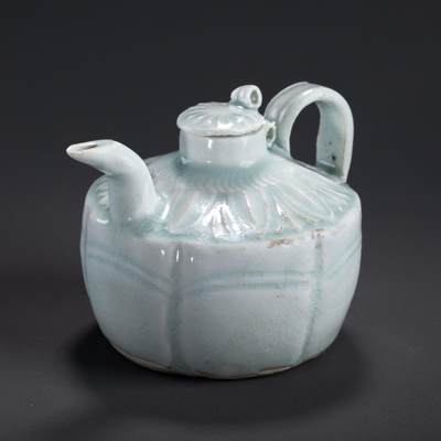 日本大阪雅和auction 2025金秋競賣會第一期 - 宋 湖田窯水注 尺寸:W:11 H:8.5cm