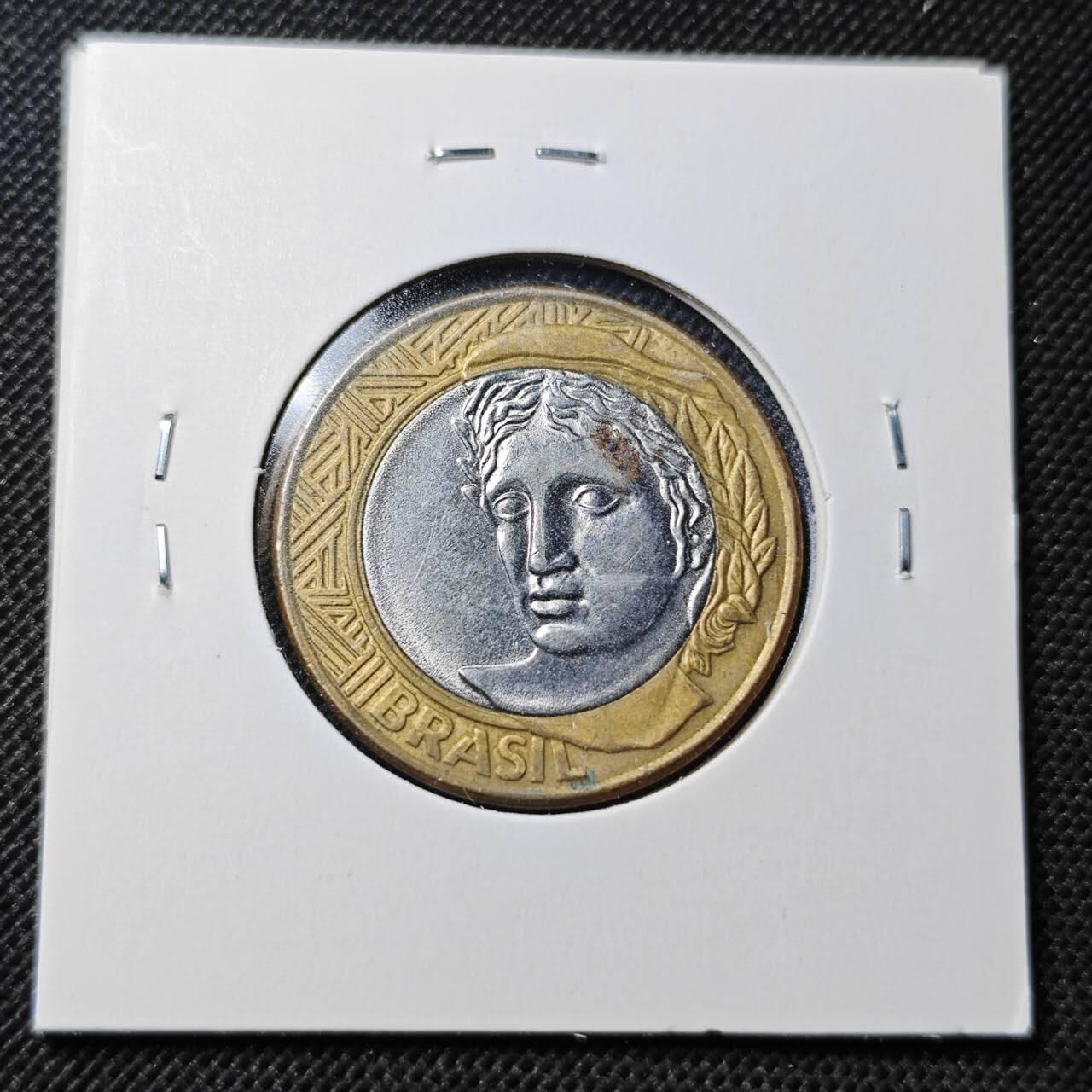 KK钱币收藏小铺  第364场  2月预留时间 周末发货  2004巴西1瑞尔双色币