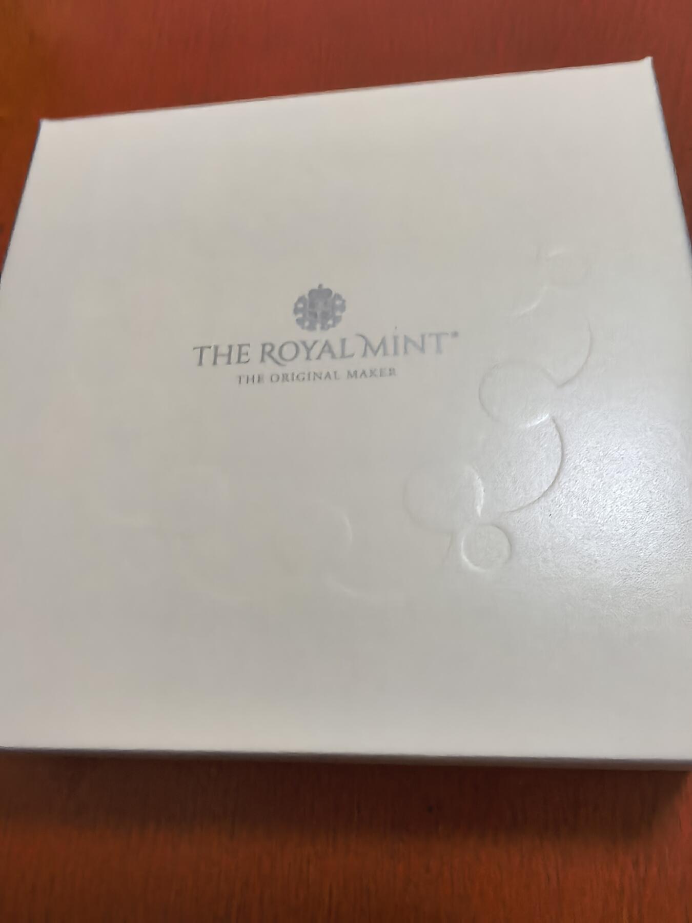 长老汇蛇年精选第七十场拍卖 2021英国爱丁堡公爵菲利普亲王逝世5英镑精制加厚银币，56.56克925银，盒证全，1750枚