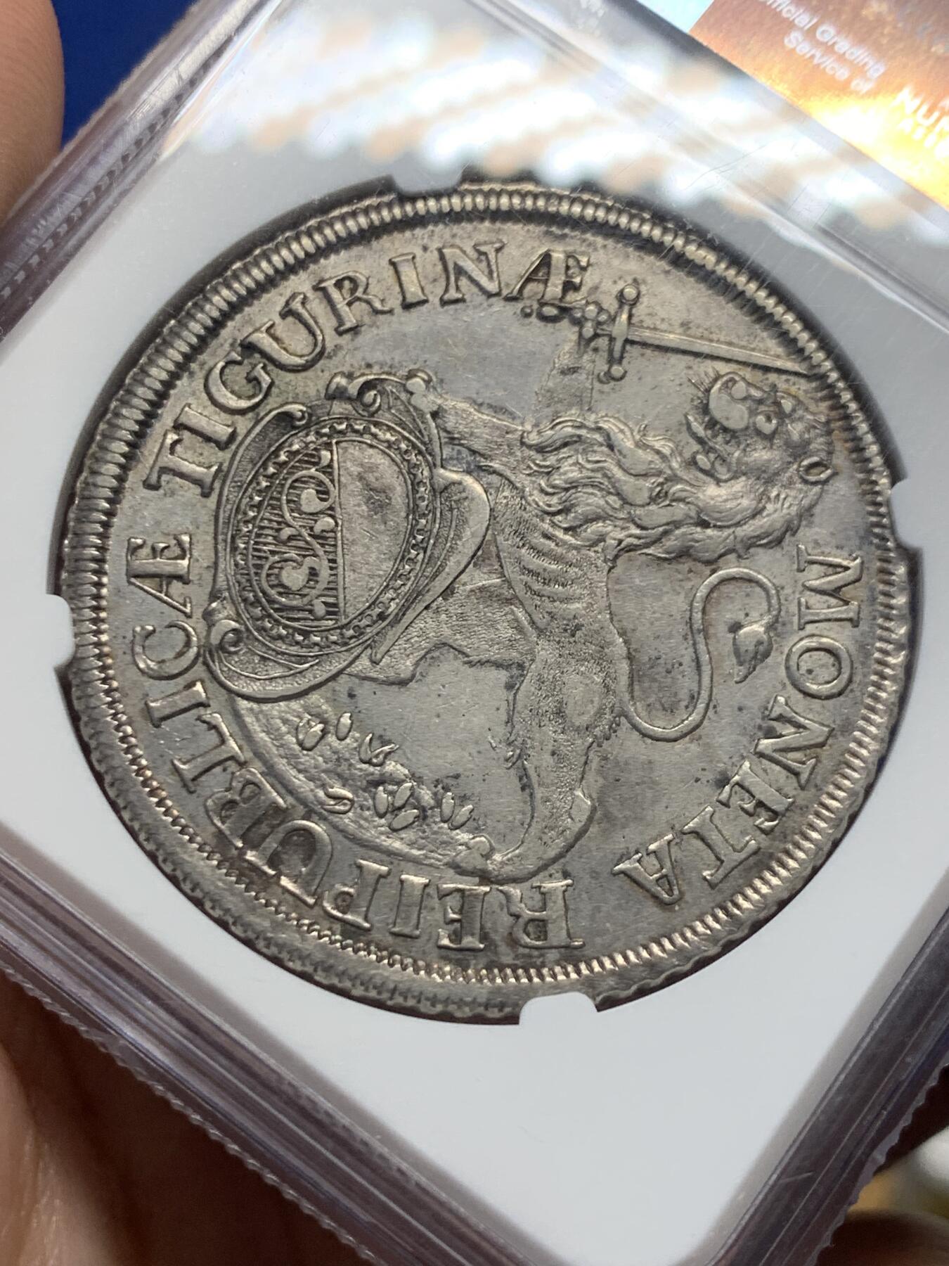 《竞宝斋》第435场 周日，周一2场连拍 （全场包邮） NGC AU55 瑞士1753年苏黎世城市景观泰勒，正面以俯视的视角展示了18世纪苏黎世的城市景观，细节出众，背面是威武的持剑狮子，季军分，更高分仅2枚，深打状态，值得珍藏