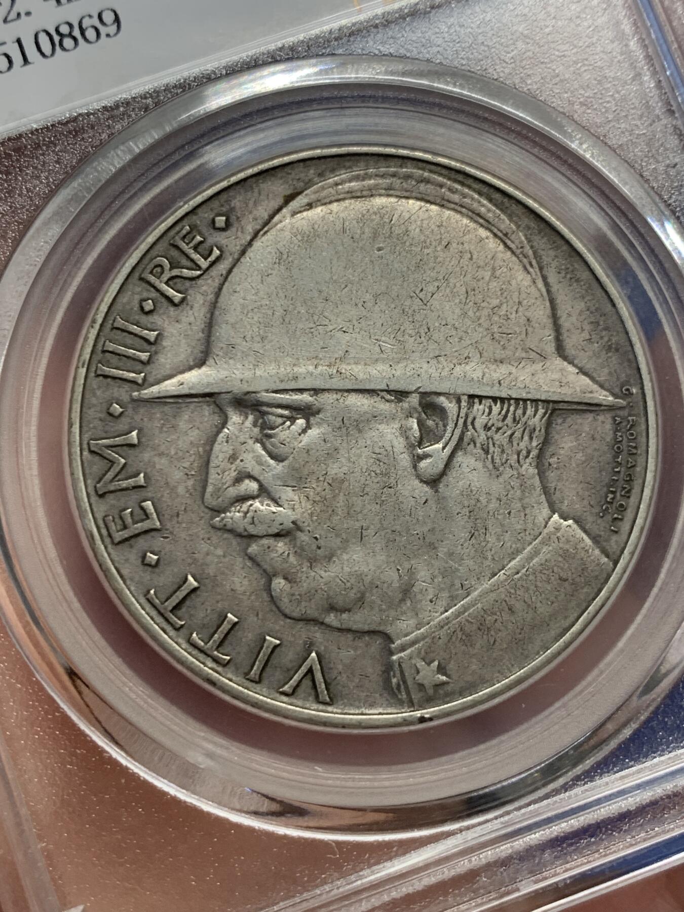 《竞宝斋》第435场 周日，周一2场连拍 （全场包邮） 公博 XF45 意大利1928年一战纪念钢盔20里拉银币