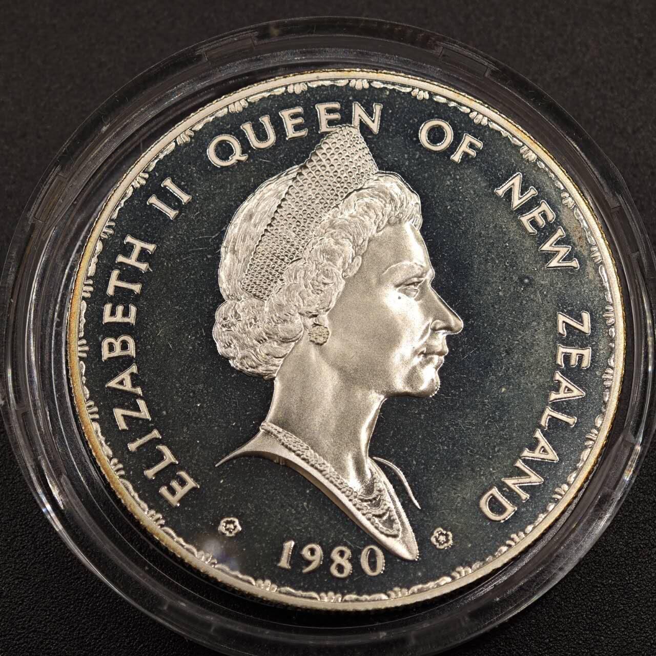 【淘币小摊】实时拍第七百八十七拍   银币套币场   满百包邮可预留二周 每周一统一发货   新西兰1980年凤尾鸟1元精制银币