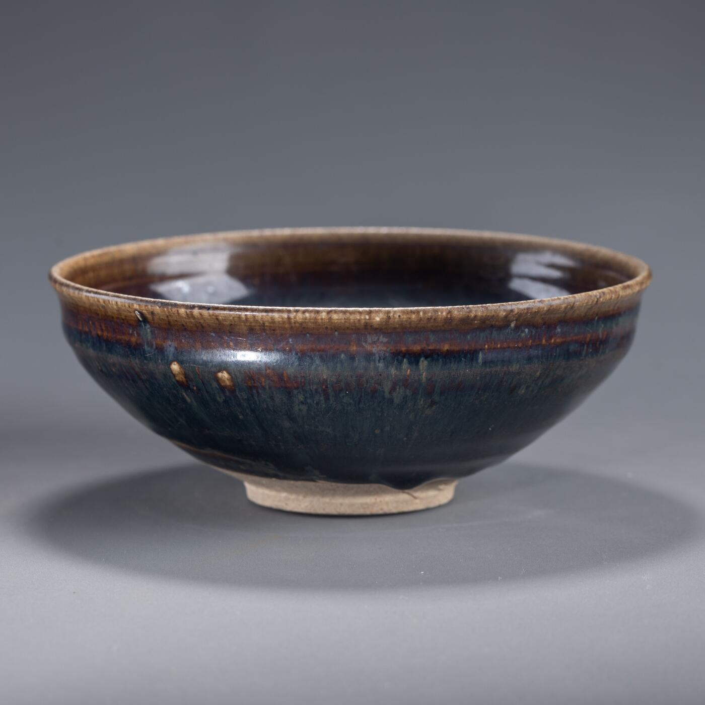 日本大阪雅和auction 2025金秋競賣會第一期 宋 河南天目燦光盞 尺寸:D:18.5 H:7cm 備註:盒付