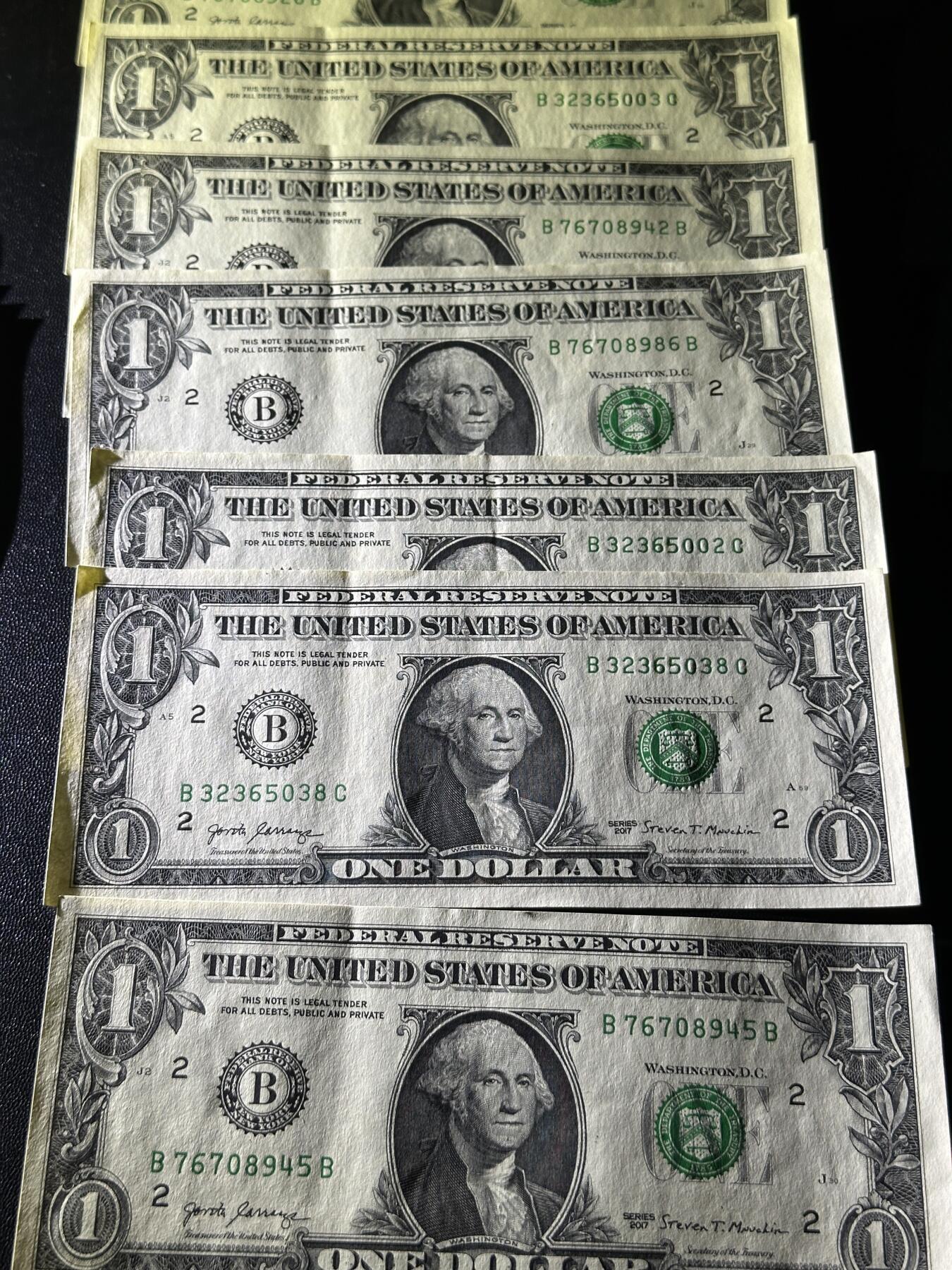 《外钞收藏家》第五百八十一期（畅拍场）（本平台长期征集拍品、欢迎藏友们联系合作）