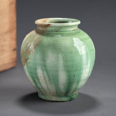 日本大阪雅和auction 2025金秋競賣會第一期 - 唐 綠釉罐 尺寸:D:7 H:7.5cm 備註:木箱