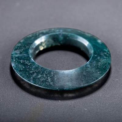 日本大阪雅和auction 2025金秋競賣會第一期 - 戰國 水草瑪瑙環 尺寸:D:5.5cm