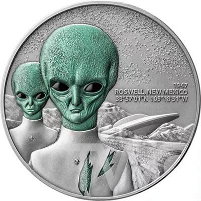 第180期拍卖【长期征集拍品】【北京币展专场】 -  【龙头币】喀麦隆2024年, 星际现象(1)-罗斯威尔UFO事件，2盎司加大(直径达50mm), 金属蓝彩色、高浮雕、仿古、双面彩色纪念银币. 盒证全. (龙头币 新热门飞碟系列第一枚)，实物超漂亮质感动感. 国外售价436+美元