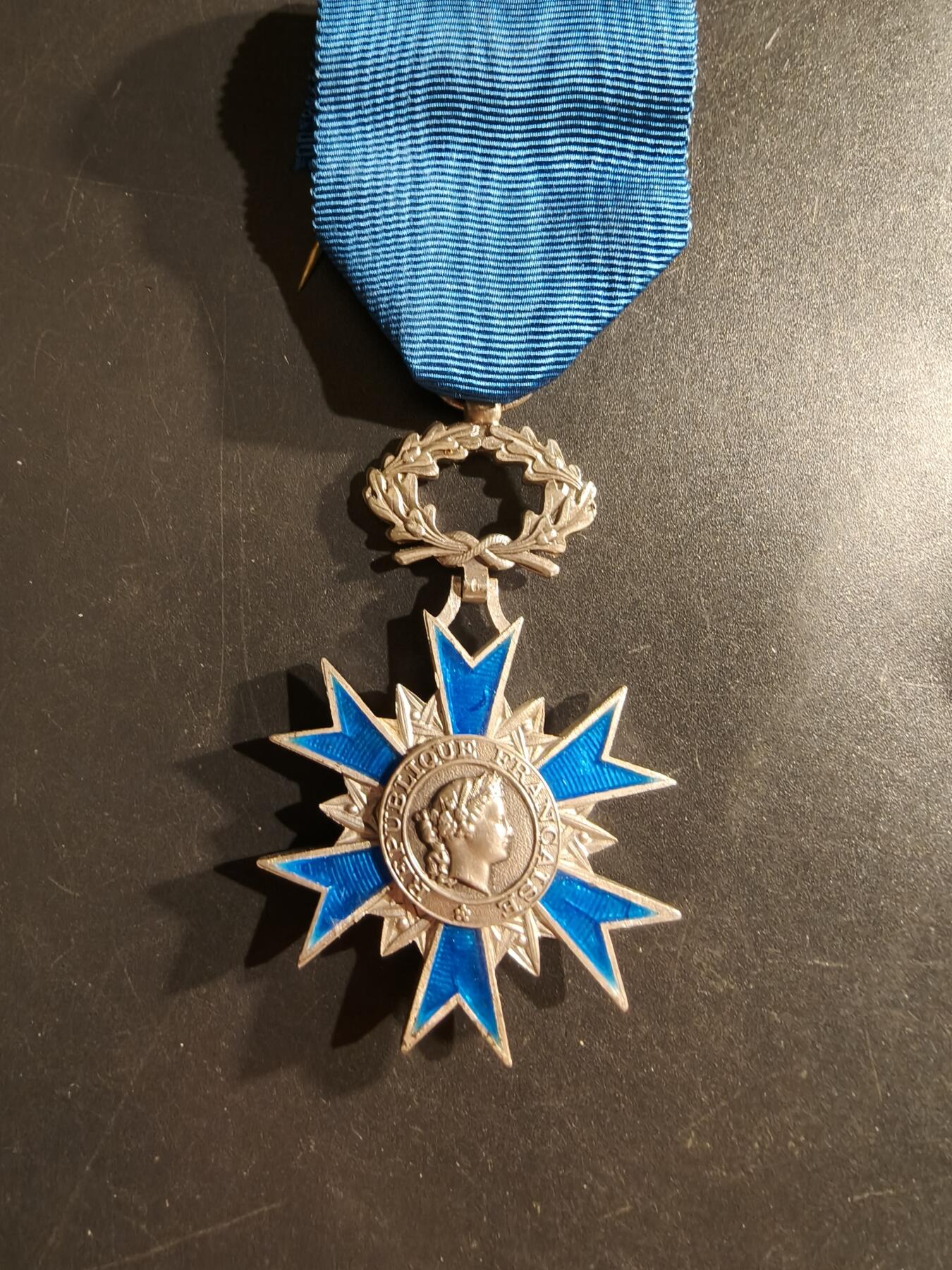 老王徽章第161期