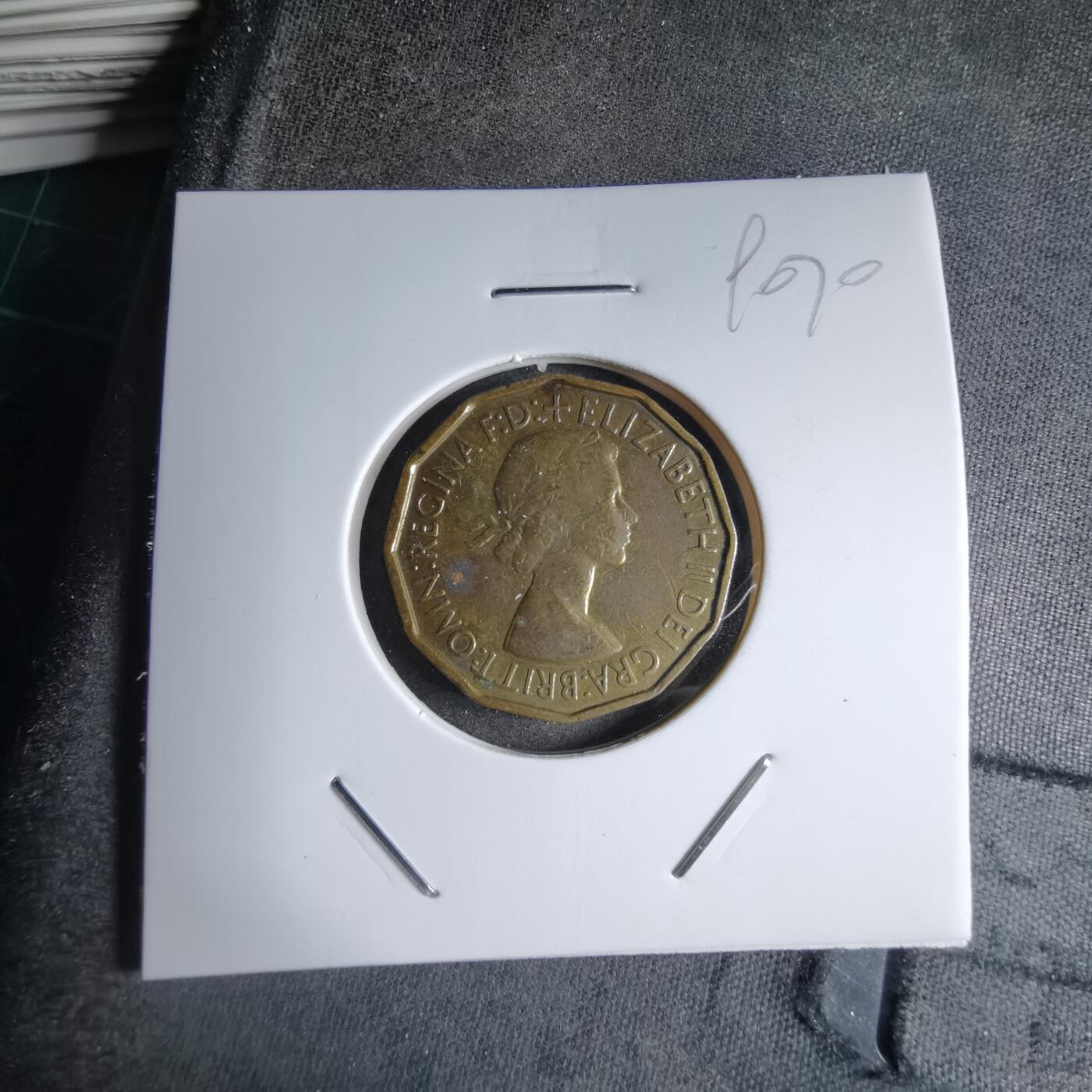 沼泽如烟--第890场 英国1953年3便士伊二首年