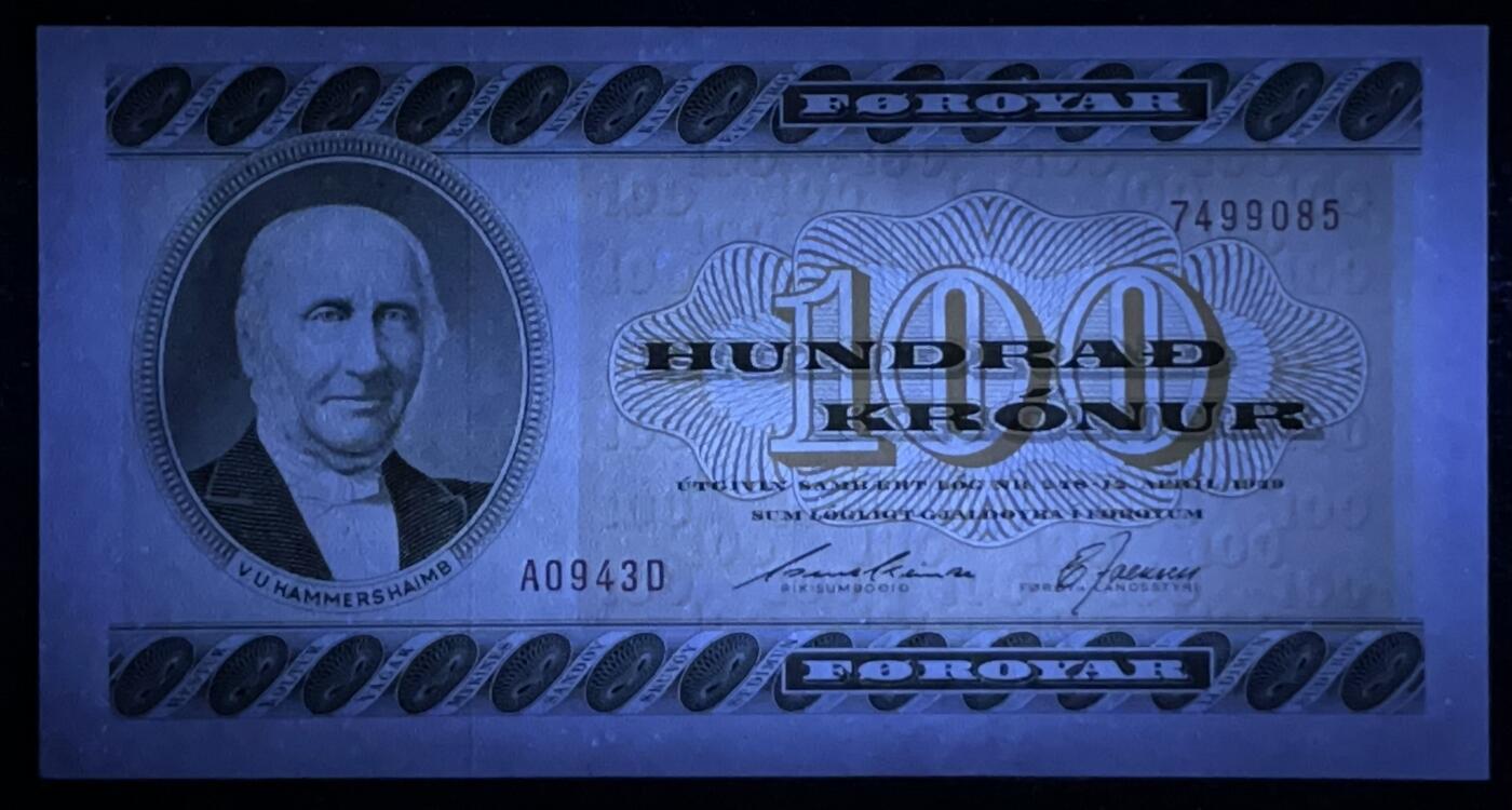 小福收藏拍卖第197期 裸钞场 本期有多张豹子号靓号 百慕大03年50元纪念钞百位号 马来亚和英属婆罗洲开国第一张纸币大冠女王 马来亚 41年1元英王乔六 法属太平洋10000法郎 捷克1000克朗纪念钞千位号  卢森堡 1000法郎  萨尔瓦多样钞 匈牙利 法罗群岛 危地马拉等多国精美纸币 法罗群岛 1994年 100克朗 unc