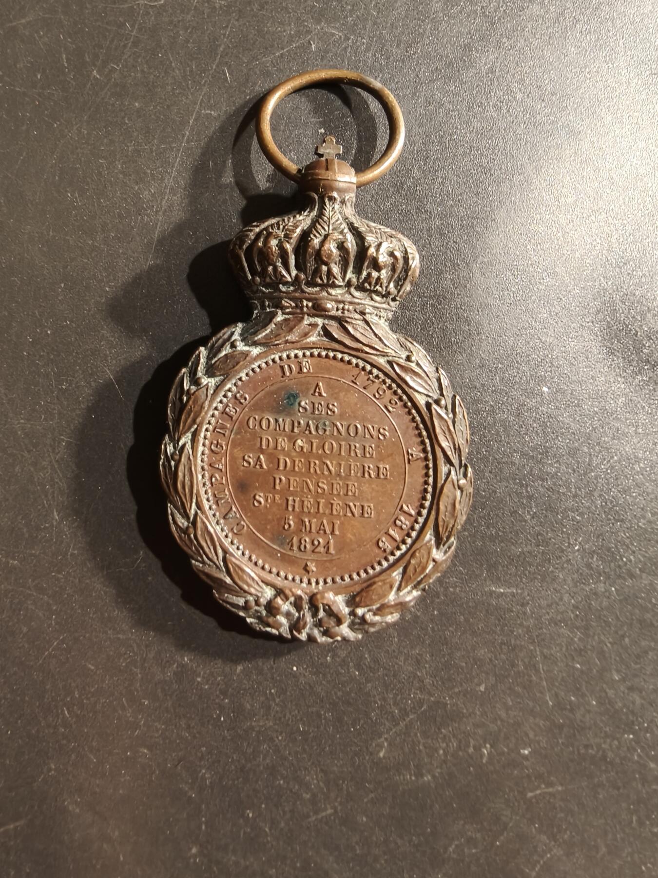 老王徽章第161期 法国圣赫勒拿纪念章    无绶带