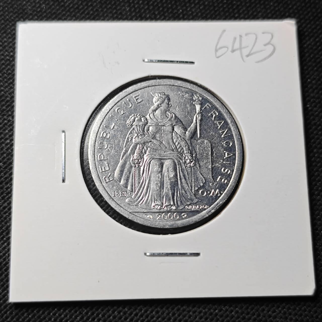 KK钱币收藏小铺  第364场  2月预留时间 周末发货  2000法属新喀里多尼亚2法郎