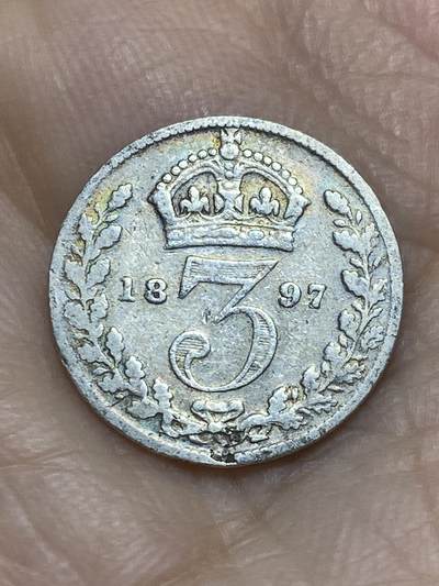 2025年第一百二十二场(总第一百四十八场）外国好品散币(免佣金) - 英国🇬🇧1897年3便士银币(维多利亚老年披纱，925高银)