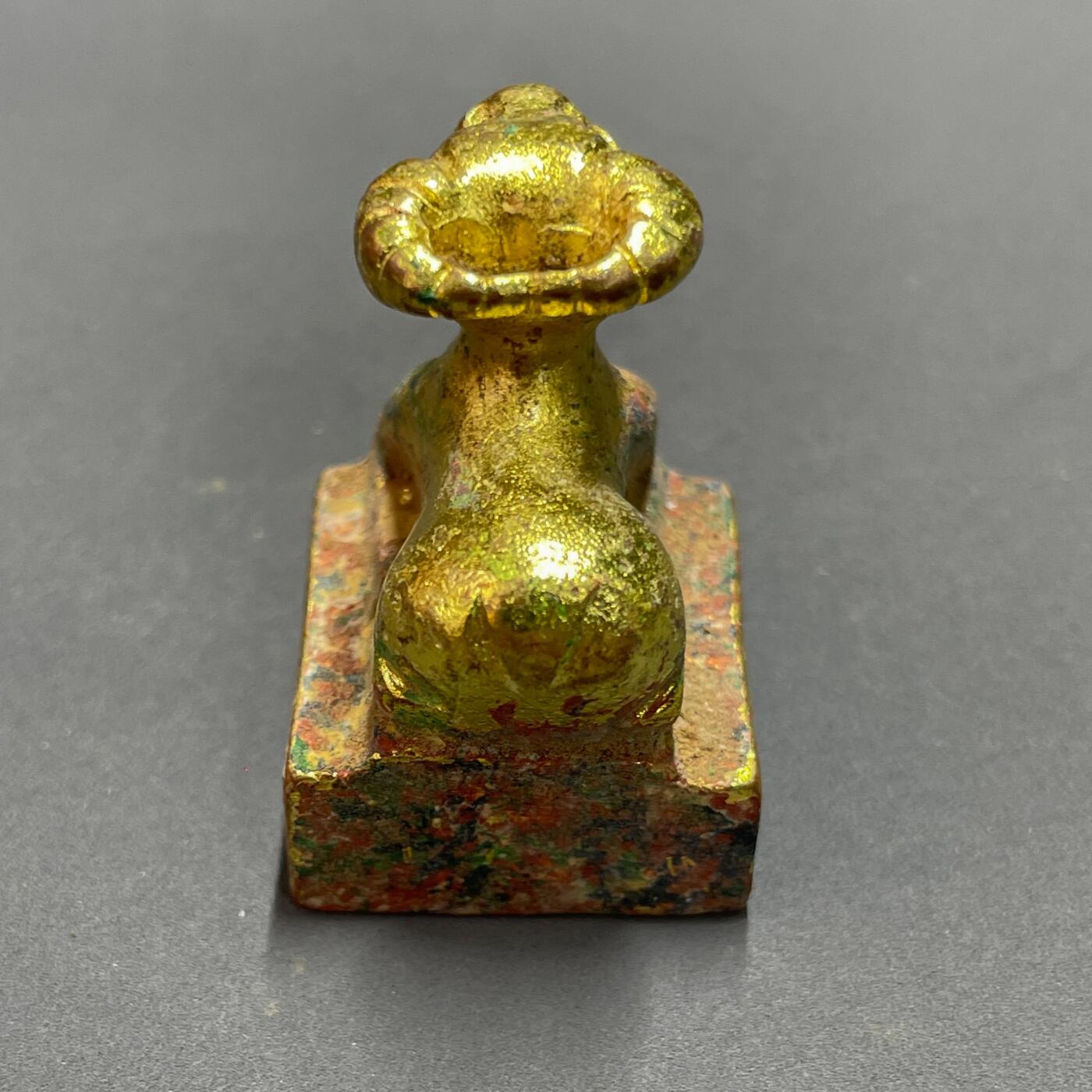 日本大阪雅和auction 2025金秋競賣會第一期 戰國 銅鎏金羊形印章 尺寸:L:2W:2 H:3cm