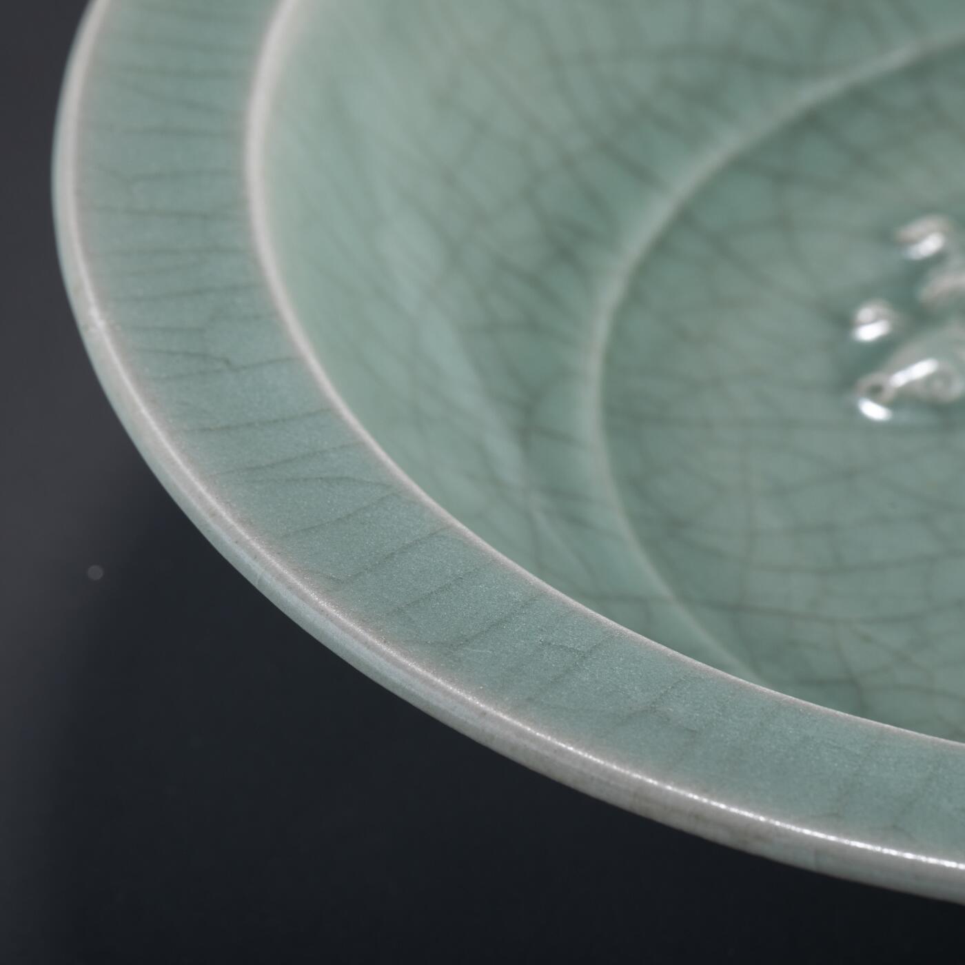 日本大阪雅和auction 2025金秋競賣會第一期 南宋 龍泉窯雙魚洗 尺寸:D:27.5 H:6.5cm