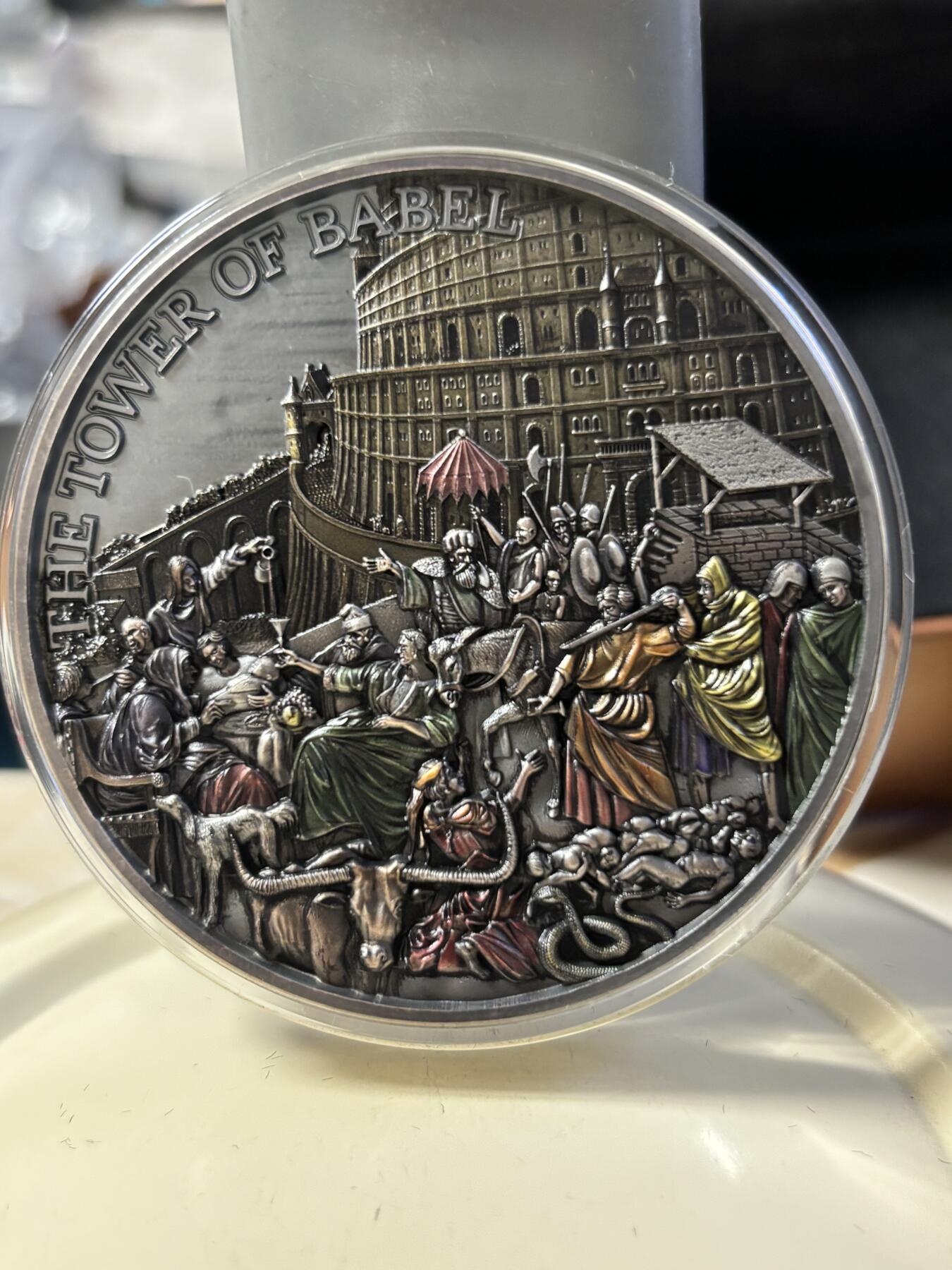 第181期拍卖 托克劳2022年巴别塔通天塔5盎司高浮雕纪念彩色银币，999银，发行量299枚，