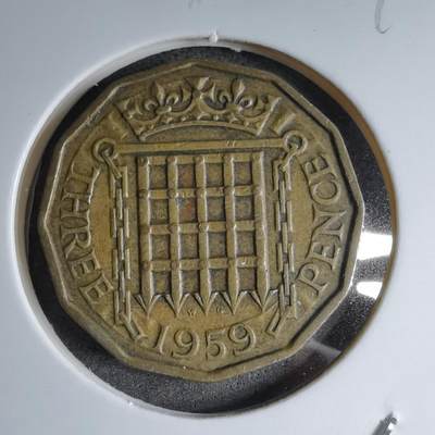 沼泽如烟--第890场 - 英国1959年3便士