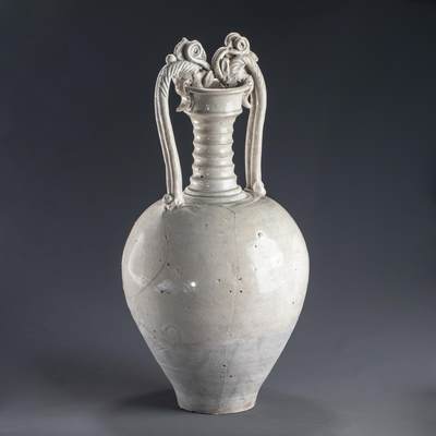 日本大阪雅和auction 2025金秋競賣會第一期 - 唐 白釉雙龍瓶 尺寸:D:26 H:52cm