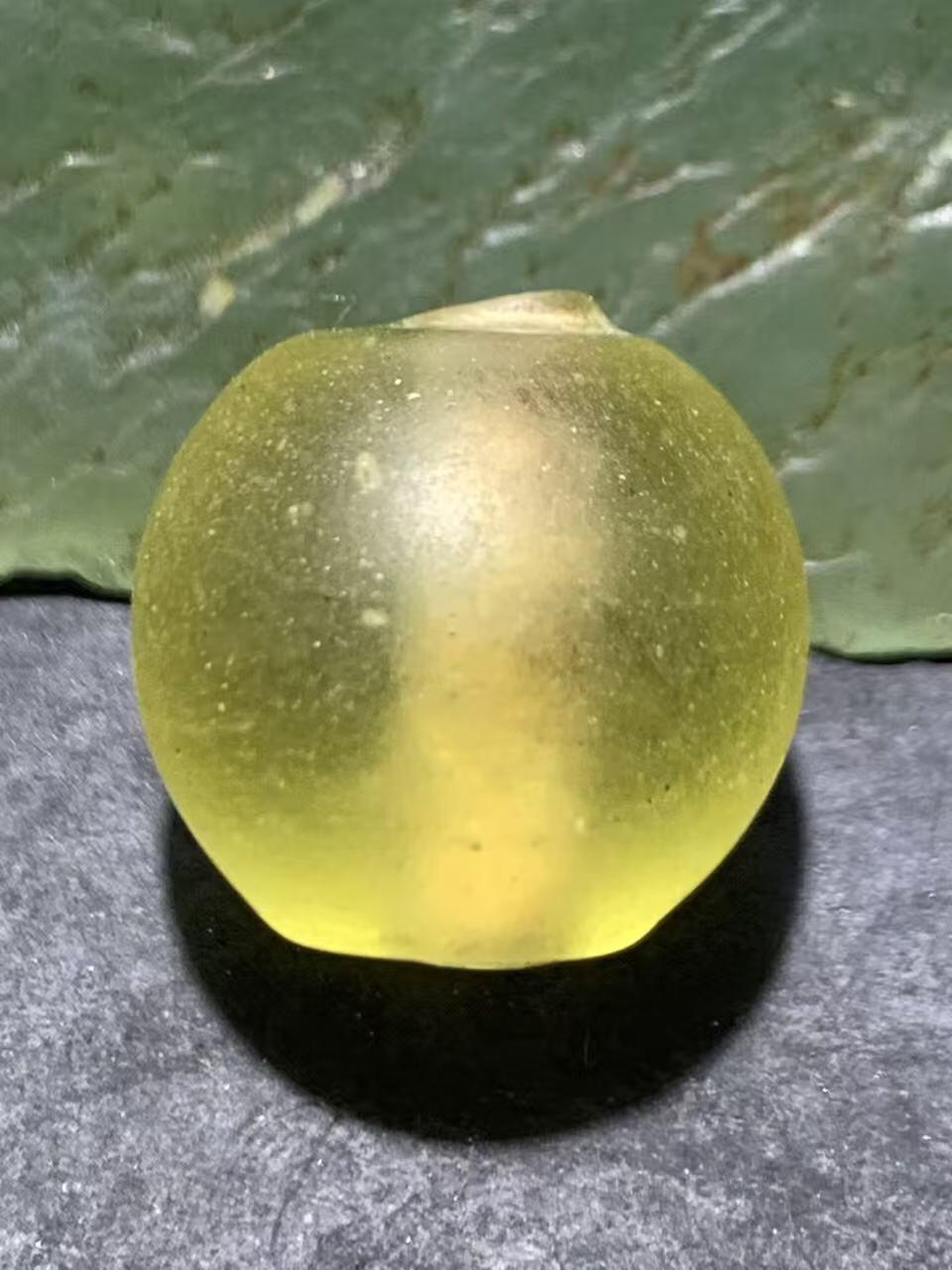 建国前后库存亚光仿黄水晶琉璃苹果珠一颗