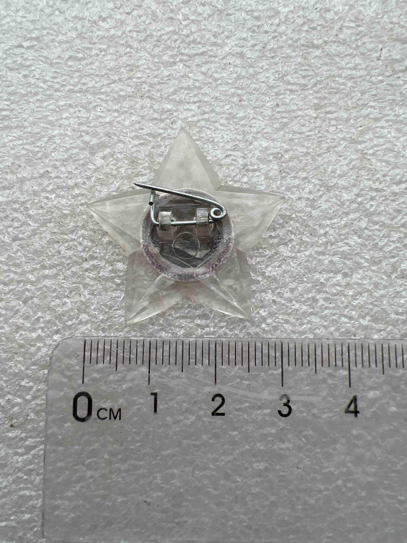 真品毛主席像章纪念章 真品毛主席像章