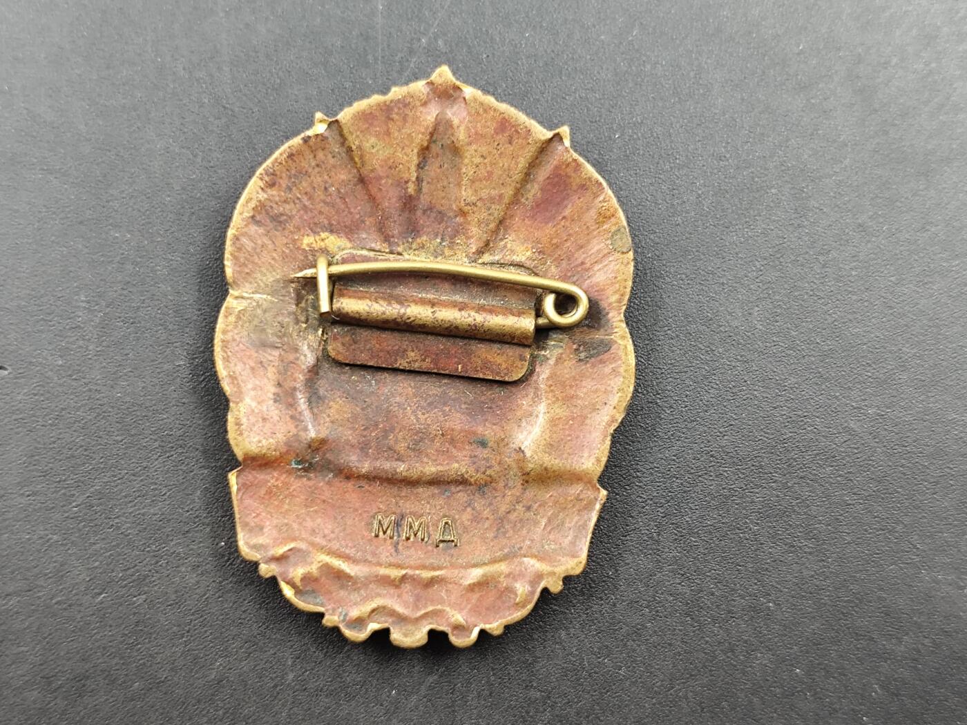 11月徽章新货项目 接下来都是精品场 欢迎关注