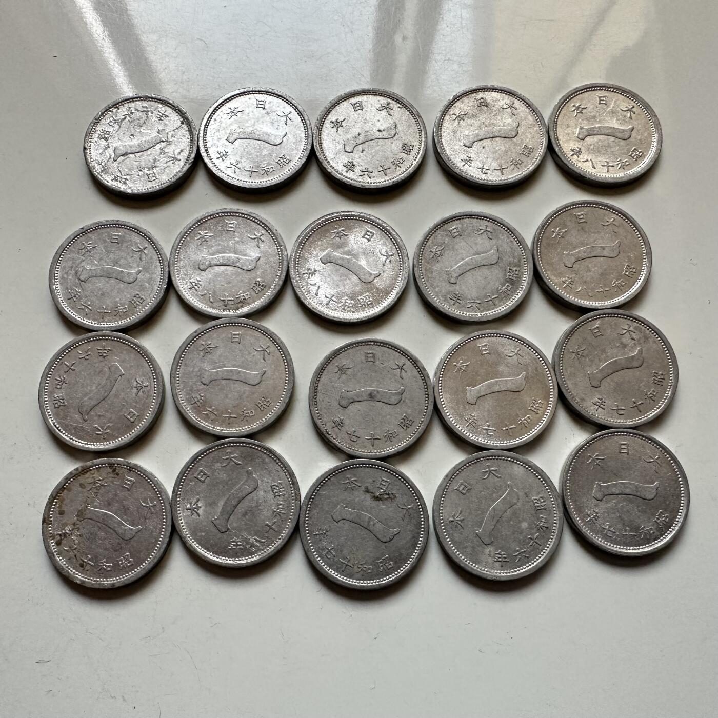 🌹外币初藏🌹🐯2025年第123场  每周二四六晚8️⃣点 接代拍 富士山一钱20枚