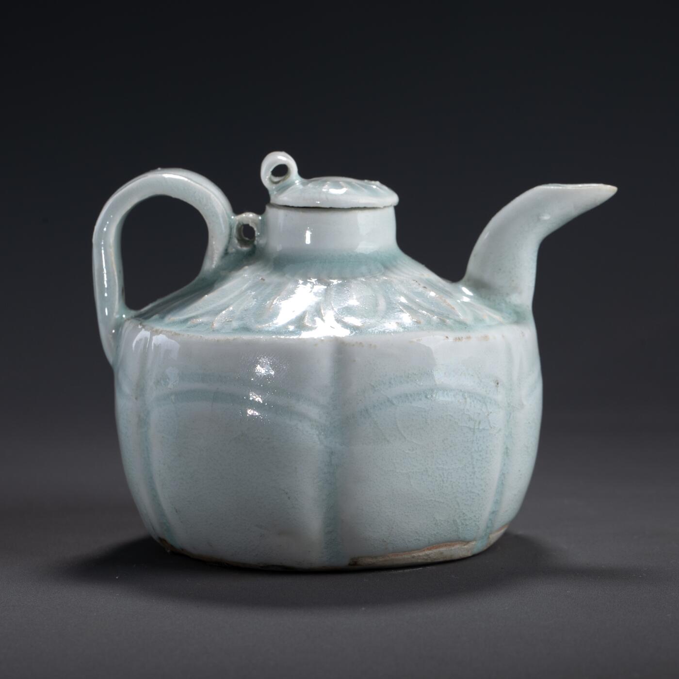 日本大阪雅和auction 2025金秋競賣會第一期 宋 湖田窯水注 尺寸:W:11 H:8.5cm