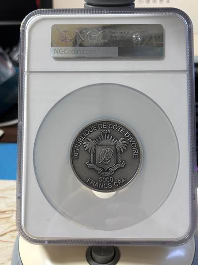 科特迪瓦2019年非洲五霸系列犀牛5盎司高浮雕银币NGC-MS70无原盒证书，999银
