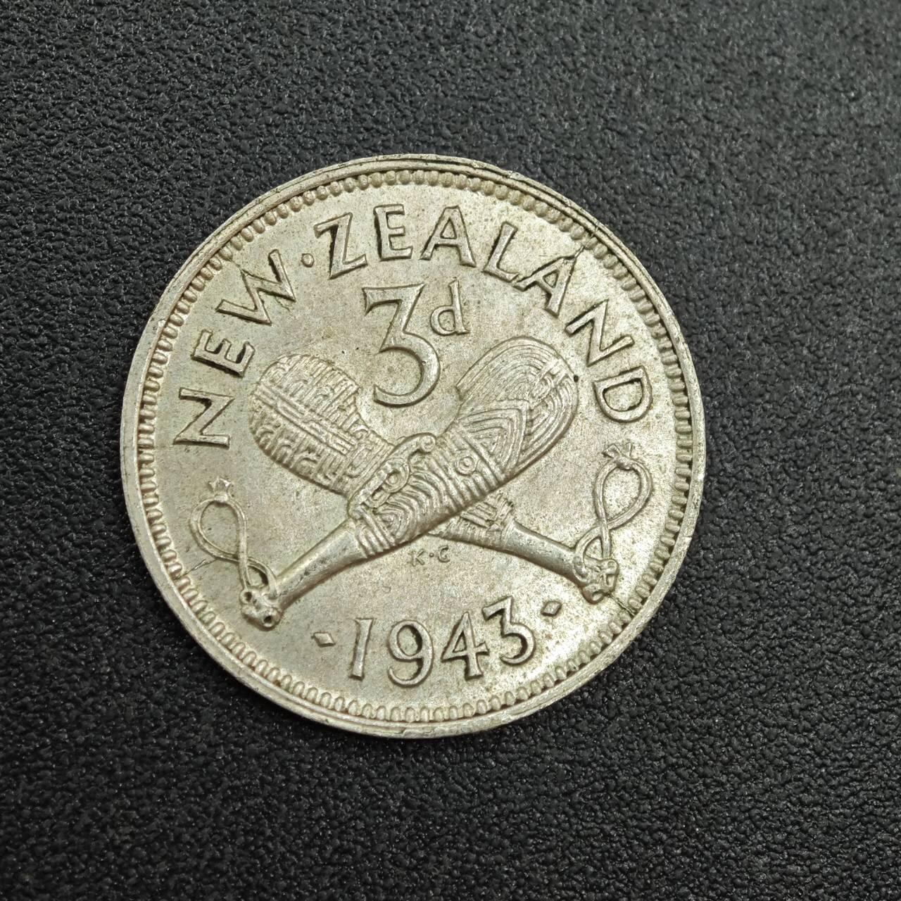 【淘币小摊】实时拍第七百八十八拍   散币小银币场   满百包邮可预留二周 每周一统一发货   新西兰1943年乔治六世3便士银币