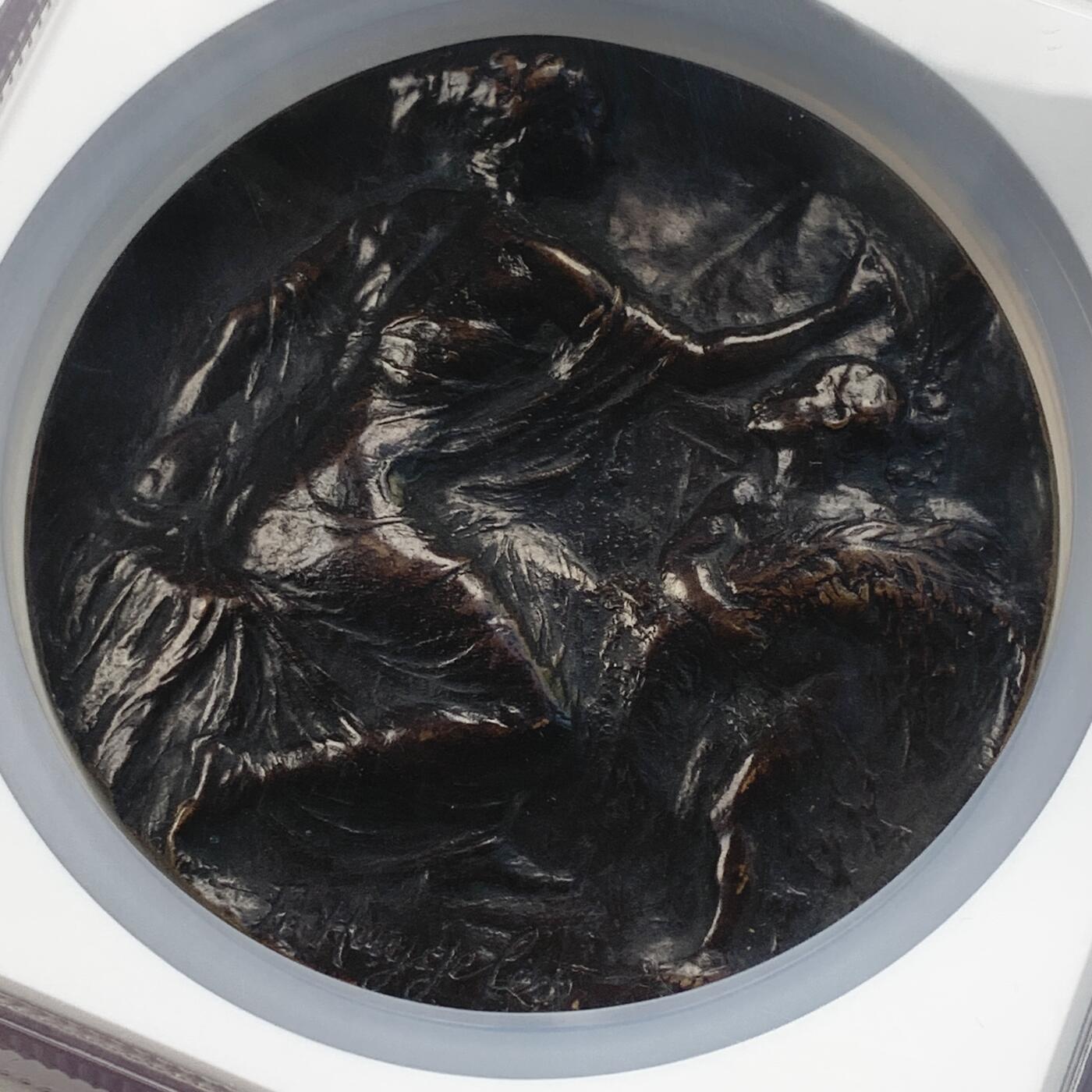 掌中浮雕-藏着的欧洲第040场 NGC MS62 : 1918年一战比属刚果纪念铜章，88mm，超级加厚盒子，连盒共重904.6克 ,（末图与普通加大盒子对比图）