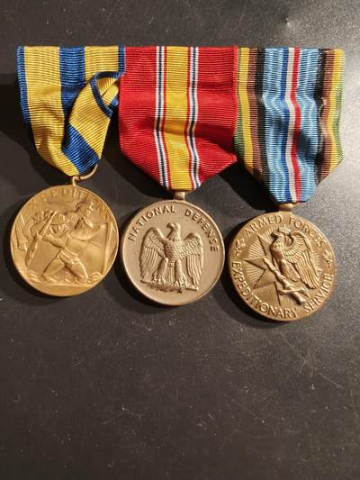 老王徽章第161期 - 美国海军远征奖章、武装力量远征服役奖章、国防服役奖章3联排