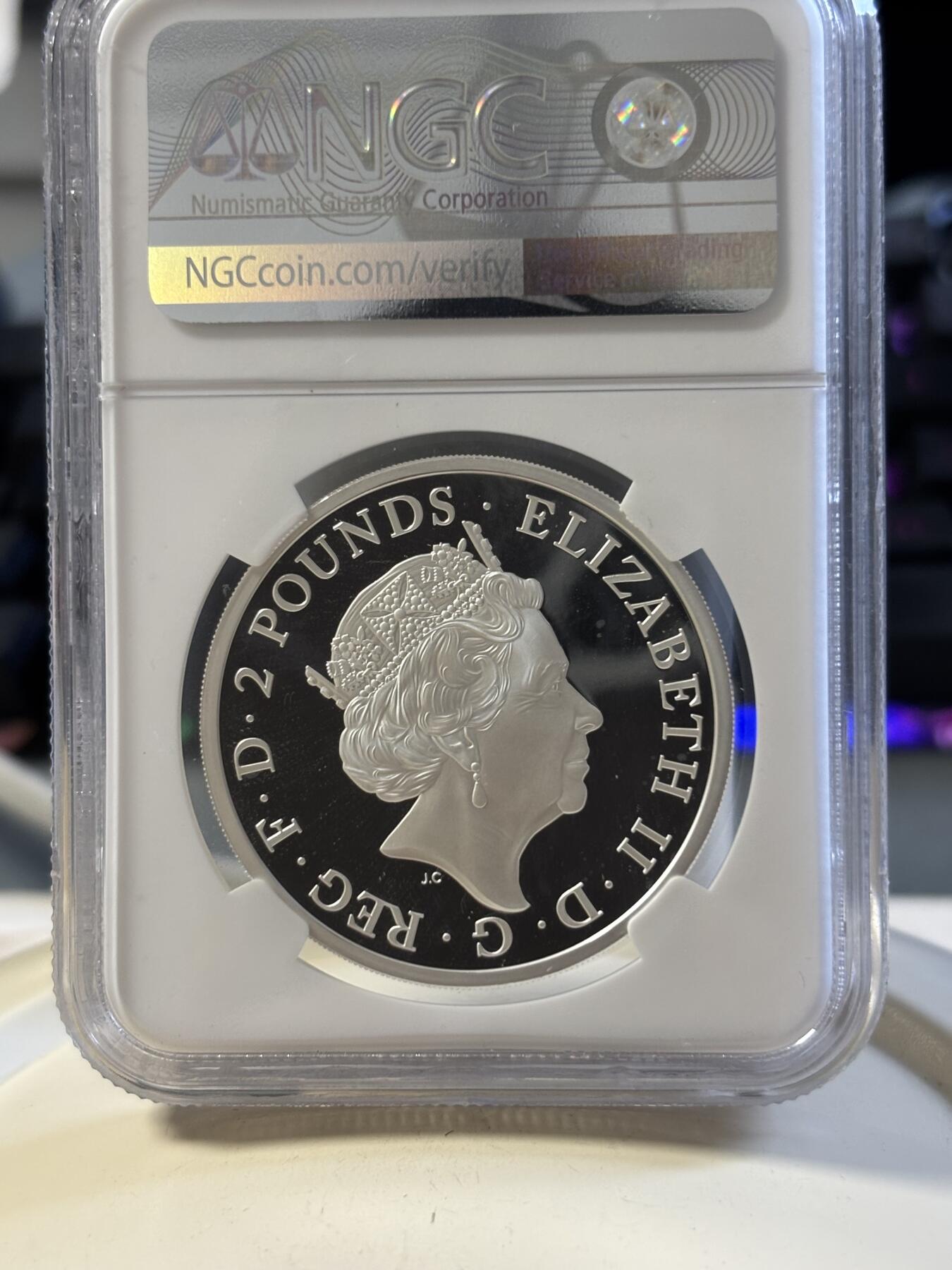 第181期拍卖 英国2019年神兽系列博福特耶鲁山羊银币NGC-PF70特殊便签，999银，发行4360枚