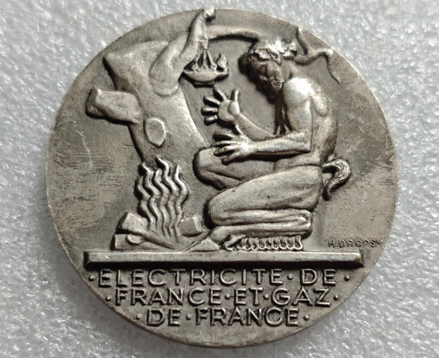 瓶子🏺第215期拍卖会  20世纪法国电力公司荣誉员工镀银纪念铜章