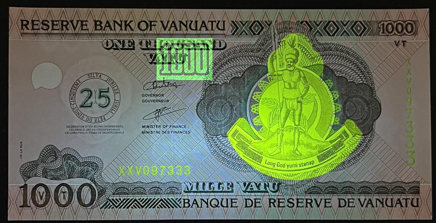 小福收藏拍卖第197期 裸钞场 本期有多张豹子号靓号 百慕大03年50元纪念钞百位号 马来亚和英属婆罗洲开国第一张纸币大冠女王 马来亚 41年1元英王乔六 法属太平洋10000法郎 捷克1000克朗纪念钞千位号  卢森堡 1000法郎  萨尔瓦多样钞 匈牙利 法罗群岛 危地马拉等多国精美纸币