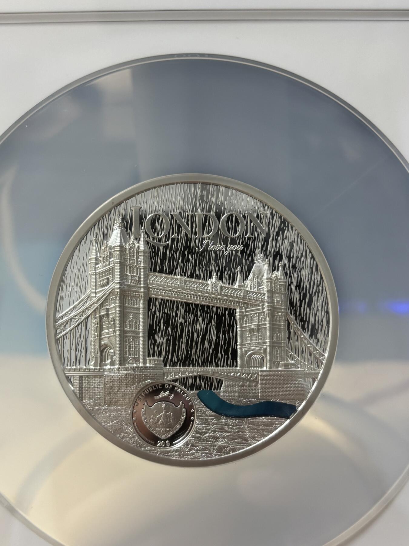 第181期拍卖 帕劳2023年城市蒂凡尼伦敦镶玻璃纪念银币NGC-PF70无原盒证书，999银，发行量999枚