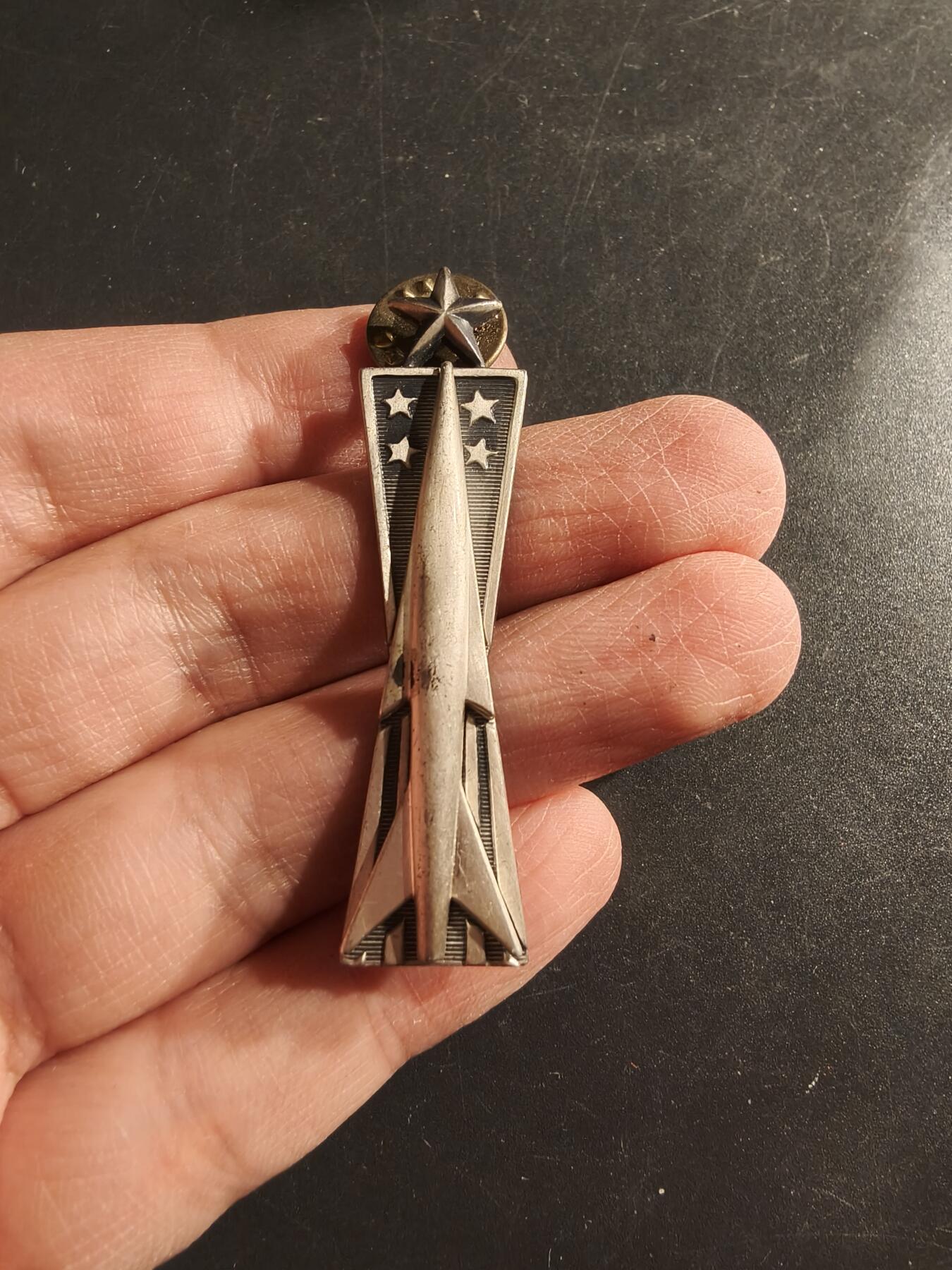 老王徽章第161期 美国导弹操作员中级技能章     2英寸     925银