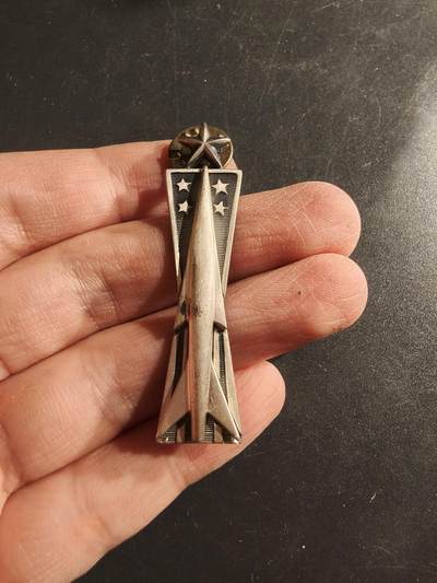 老王徽章第161期 - 美国导弹操作员中级技能章     2英寸     925银