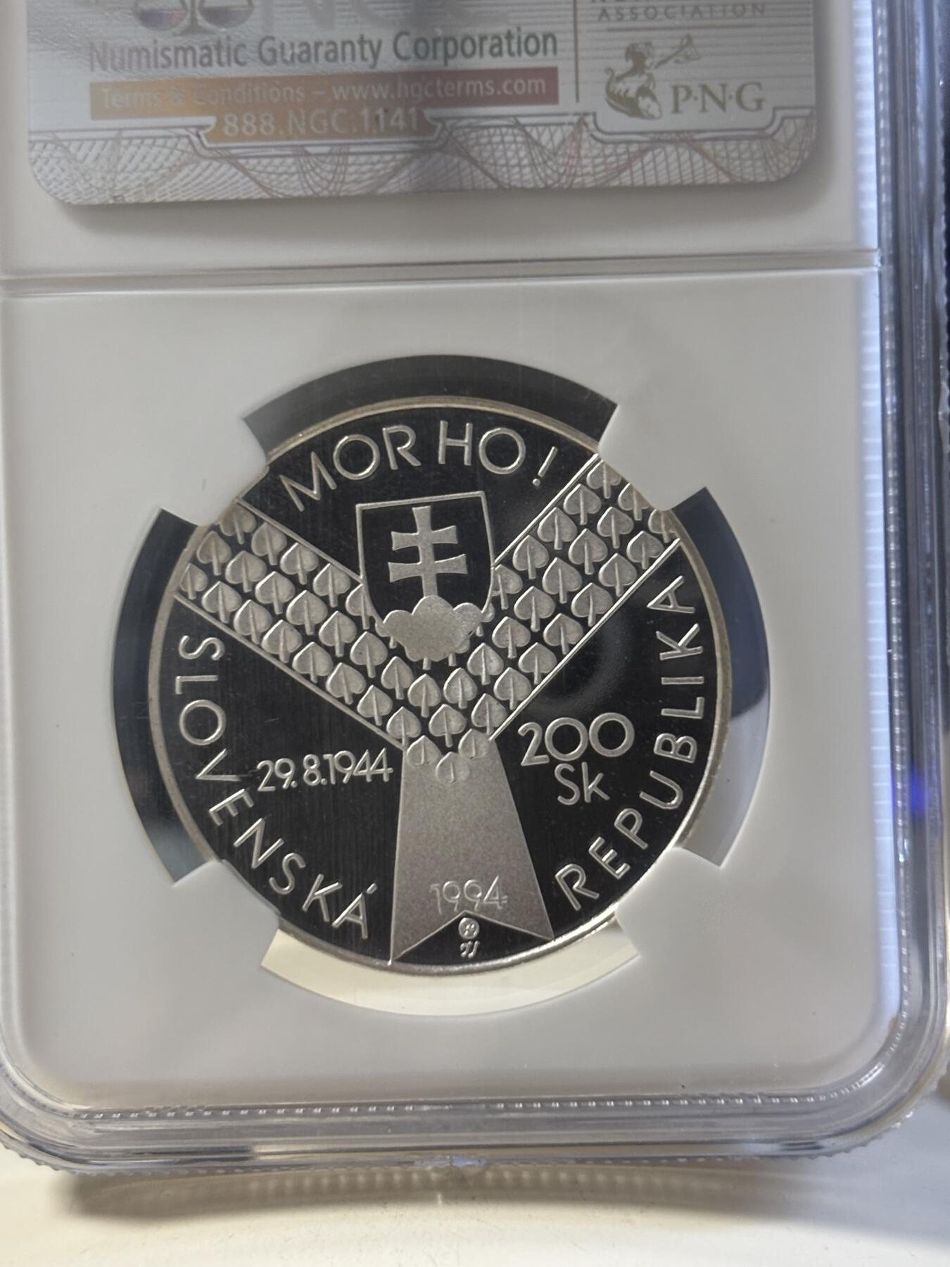 第181期拍卖 斯洛伐克1994年诺曼底登陆50周年精制银币NGC-PF69，750银，20克，发行2600枚